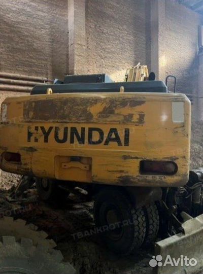 Колёсный экскаватор Hyundai R200W-7, 2011