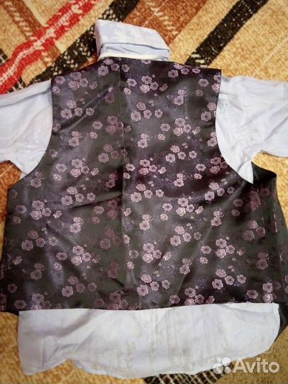 Праздничная рубашка с жилеткой и бабочкой