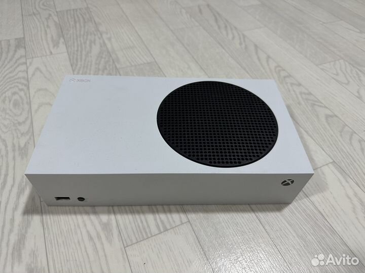 Xbox Series S + игры