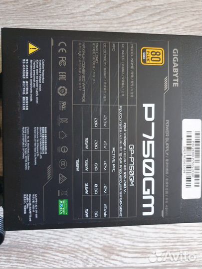 Блок питания gigabyte GP-P750GM