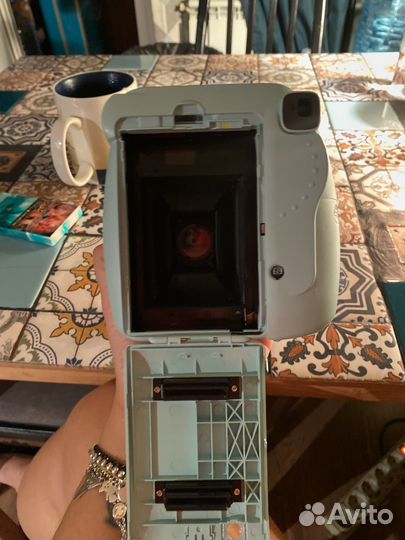 Instax mini 9 (мигают все индикаторы)