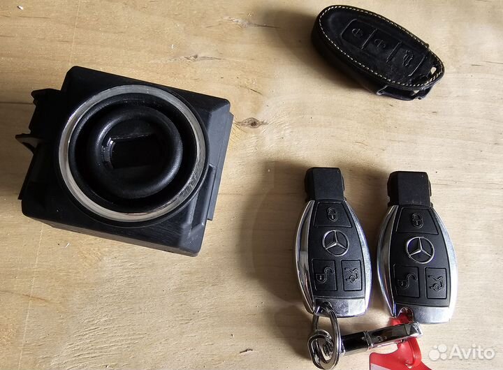 Замок зажигания Mercedes GLK204 рест