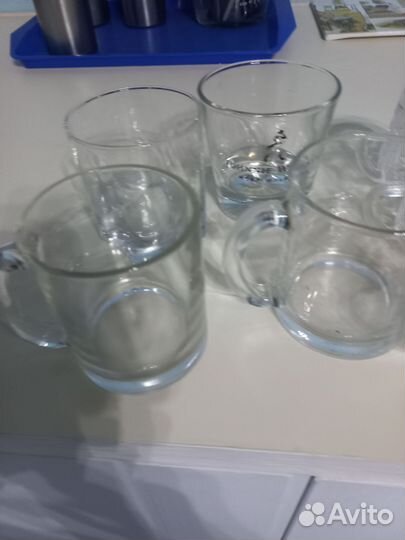 Набор стаканов и кружек