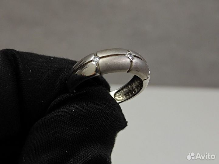 Серебряное кольцо 925 пробы