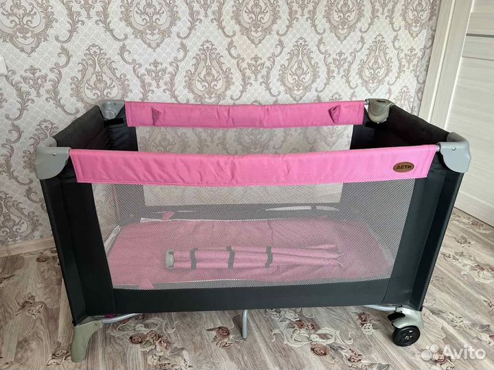 Детская кровать манеж