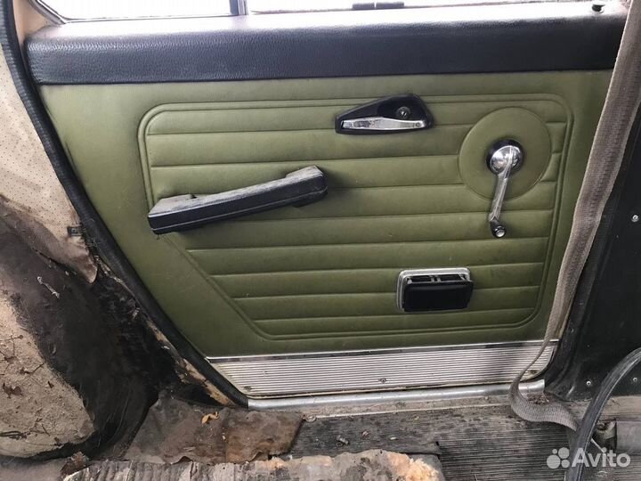 Газ 2401 дверные карты, руль