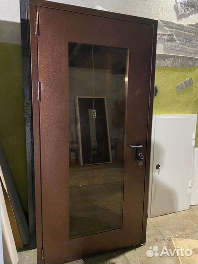 Дверь входная металическая для дома