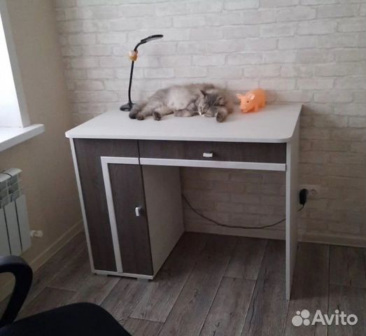 Письменный стол новый