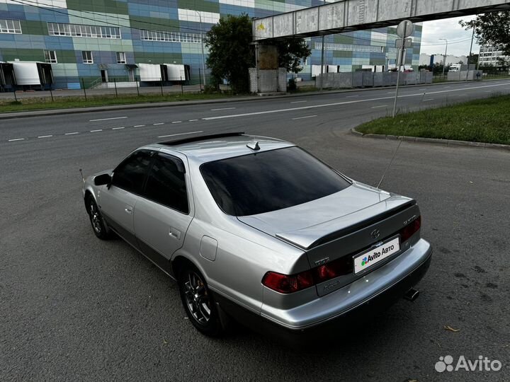 Toyota Camry 2.2 AT, 2001, 297 000 км