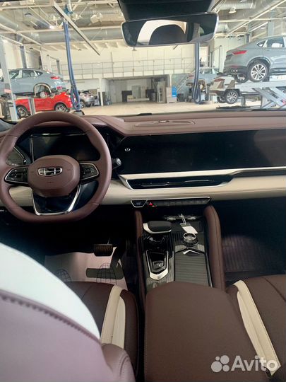 Geely Monjaro 2.0 AT, 2022