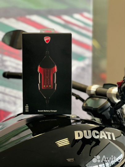 Зарядное устройство Ducati