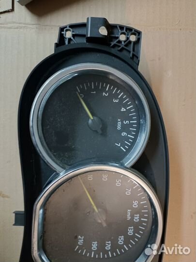 Панель приборов Renault Logan II (2014–2018) 2014