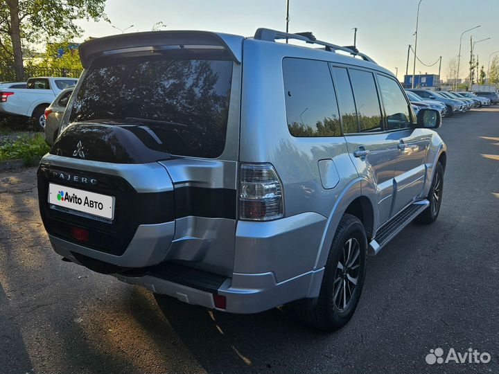 Mitsubishi Pajero 3.0 AT, 2015, 187 525 км