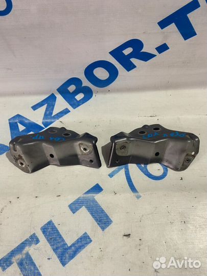 Кронштейн крыла hyundai solaris 1 1.4 ат седан