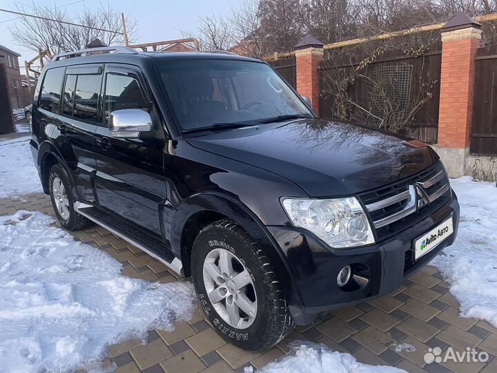 Mitsubishi Pajero 3.2 AT, 2007, 256 612 км