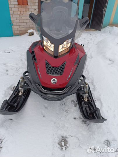 Brp expedition 1200 SE 2011 год