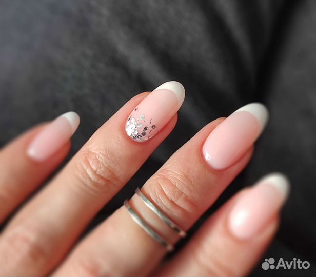 Маникюр 