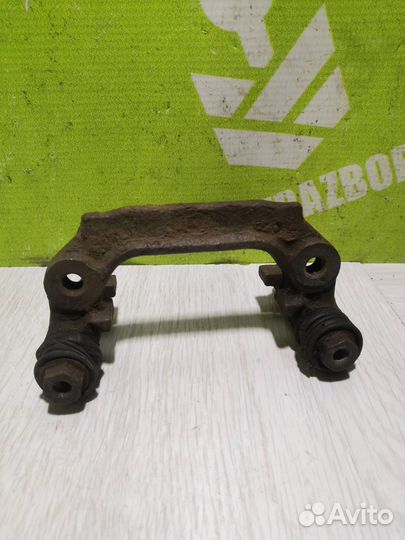 Скоба суппорта заднего Форд Фокус 1