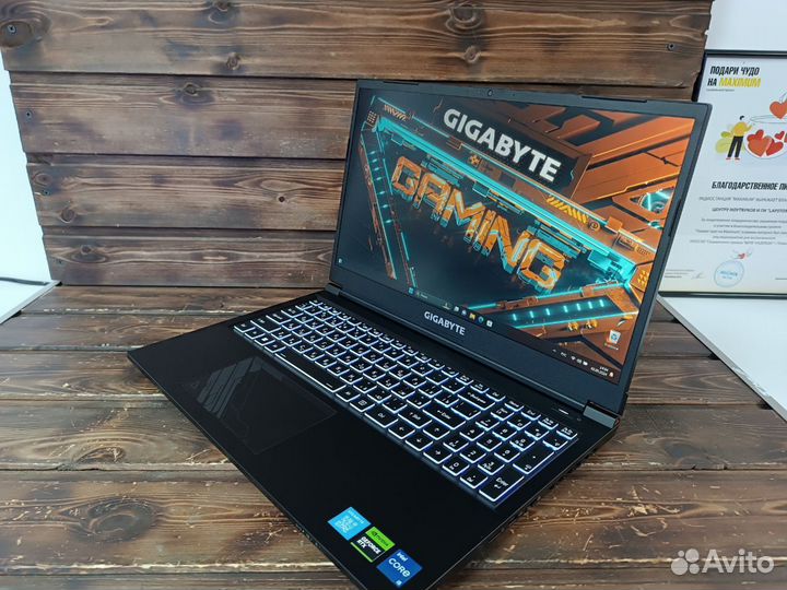 Игровой Gigabyte i5-13500H RTX 4060 8GB 16GB DDR5