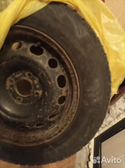 Шины и диск r15 запаска