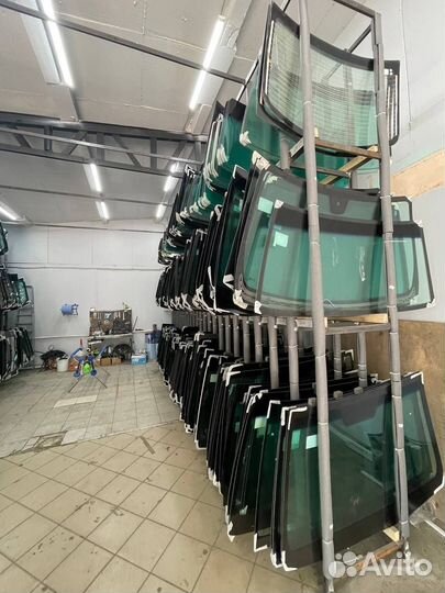 Лобовое стекло Шкода Фабия