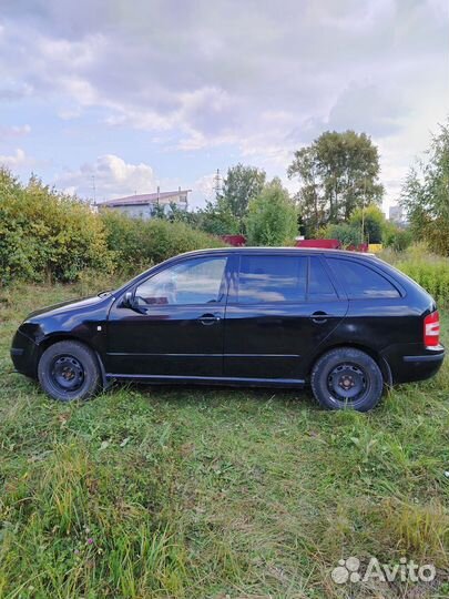 Skoda Fabia 1.2 МТ, 2007, 200 000 км