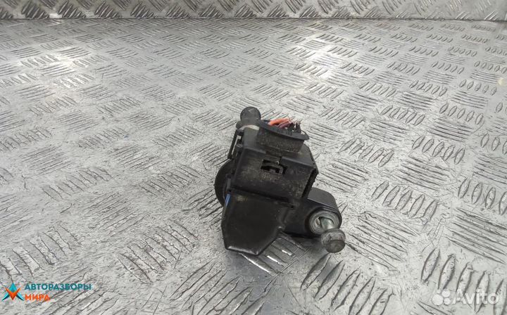 Катушка зажигания Cadillac CTS 2005