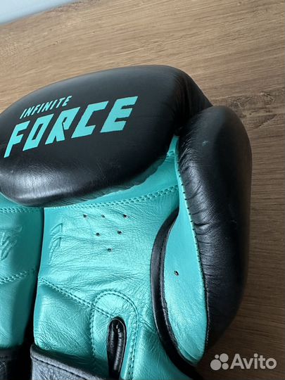 Набор / Боксерские перчатки infinite Force 10oz