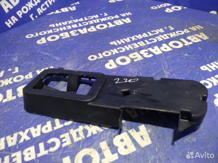 Канал для кабеля Mercedes-Benz W220 седан M112.972