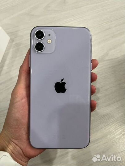 iPhone 11, 64 ГБ