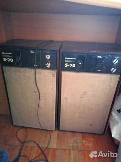 Акустические колонки большие
