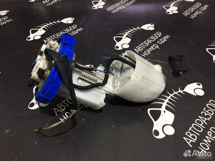 Топливный насос Toyota Auris E150 1.6 1ZR-FE 2008