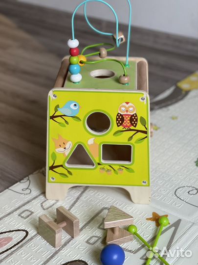 Развивающие игрушки, бизиборд