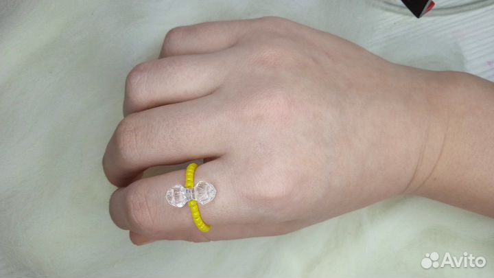 Украшения из бисера ручной работы