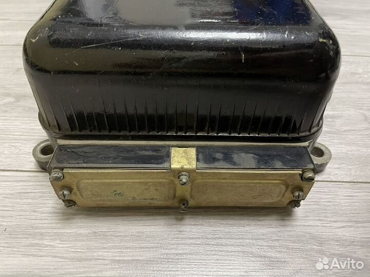 Регулятор напряжения Р-5М