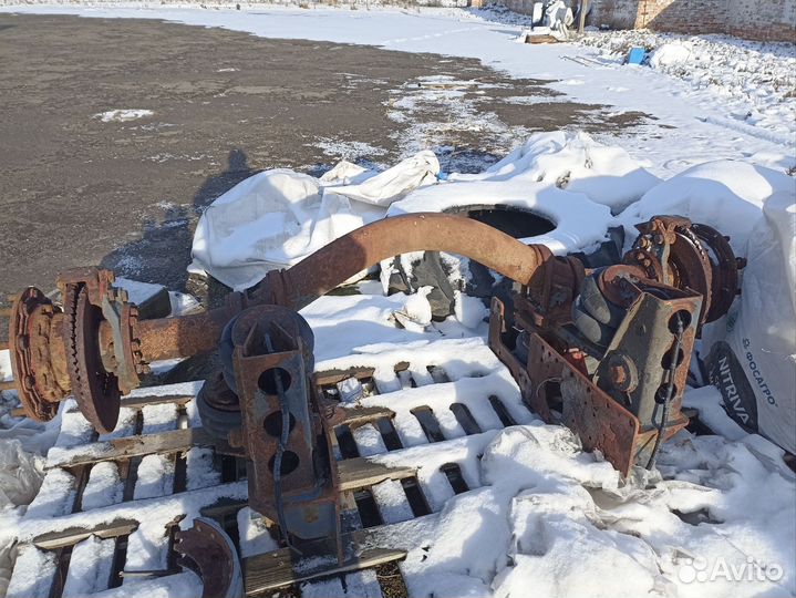 Подъёмная ось(ленивец)