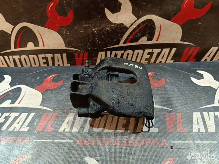 Суппорт тормозной передний правый Volvo S80 седан