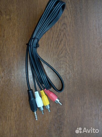 Кабель-переходник AV 1,5м