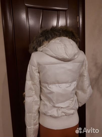 Куртка белая бренд ostin пуховик