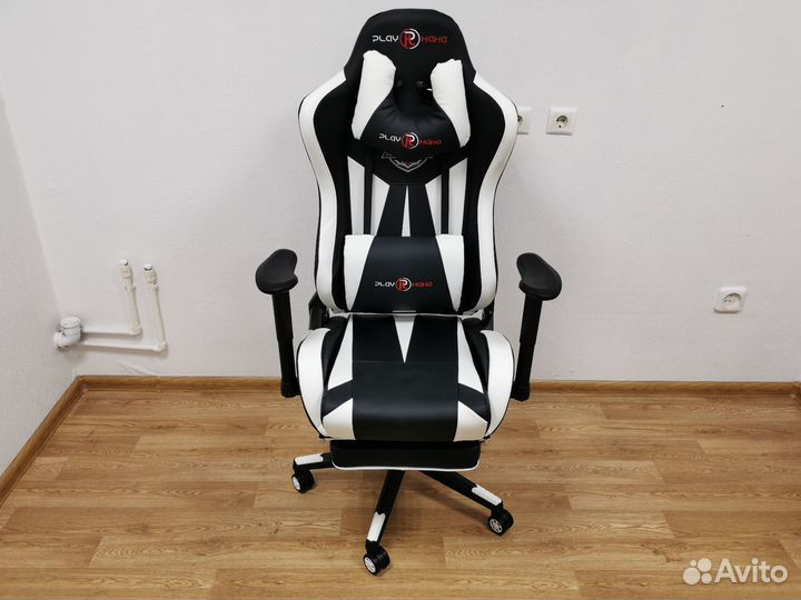 Кресло компьютерное игровое с подножкой