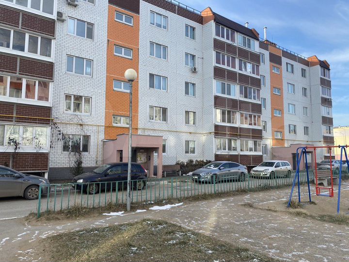 2-к. квартира, 63 м², 3/5 эт.