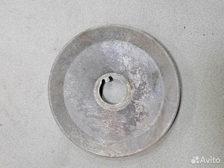 Шкив коленвала Volvo 343 1984-1991