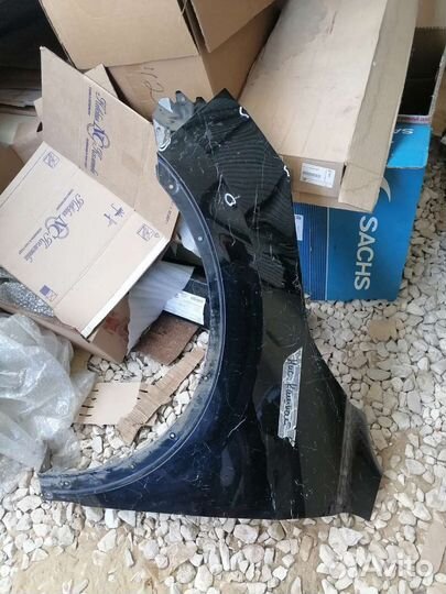 Крыло переднее левое Nissan Qashqai J11 201