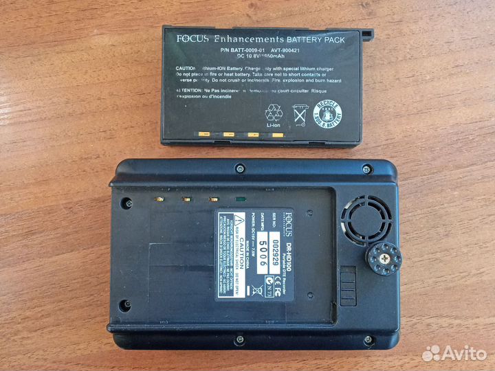Накамерный дисковый рекордер ProHD DR-HD100