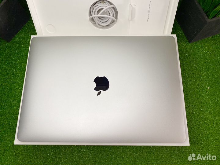 MacBook Air 13 2021 m1 Идеал/75-циклов