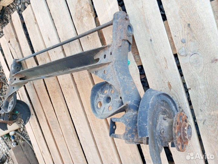 Балка задняя Volkswagen Passat B5 1999