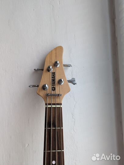 Бас гитара yamaha trbx174