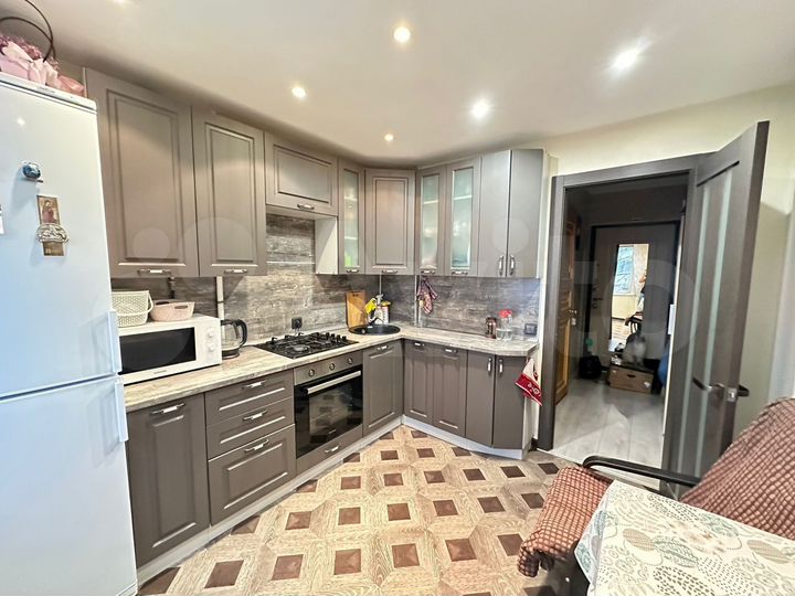 3-к. квартира, 57,2 м², 2/9 эт.