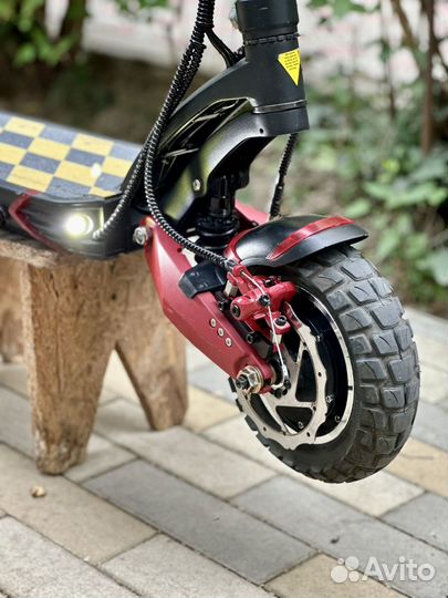 Электросамокат kugo g1 (полный привод )