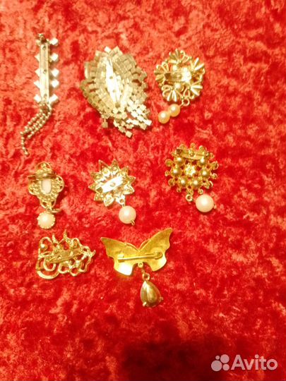 Броши одним лотом